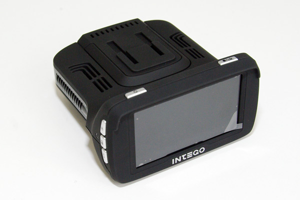 Intego Hunter – автомобильный Full HD видеорегистратор совмещенный с радар-детектором, тест
