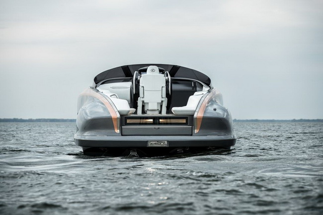       - Lexus   .     Toyota Marine.
