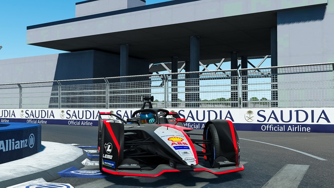   -     E –         –   ,   «»      .     Nissan –        .   ,  Nissan Intelligent Mobility,     ,     ,         .