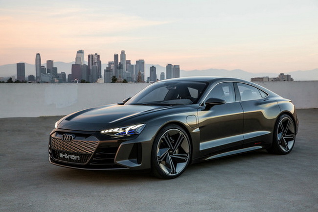     Marvel      Audi e-tron GT,    Audi       ,         .