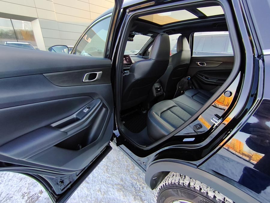 ����-����� ���������� CHANGAN UNI-S: �����, ���������� � ���������� ������������