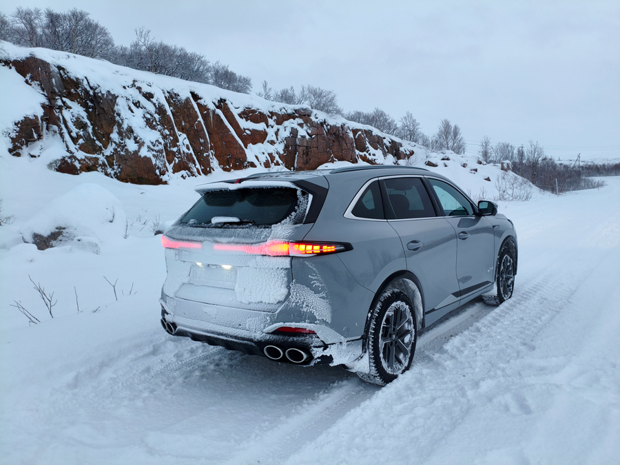 ���� ����� ��������������� ���������� CHANGAN CS75 PLUS AWD �� �������� ������