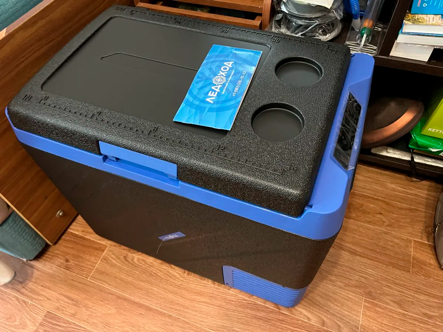     Changan CS95.  1.    .