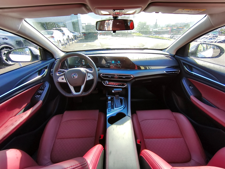    CHANGAN EADO PLUS.    . 