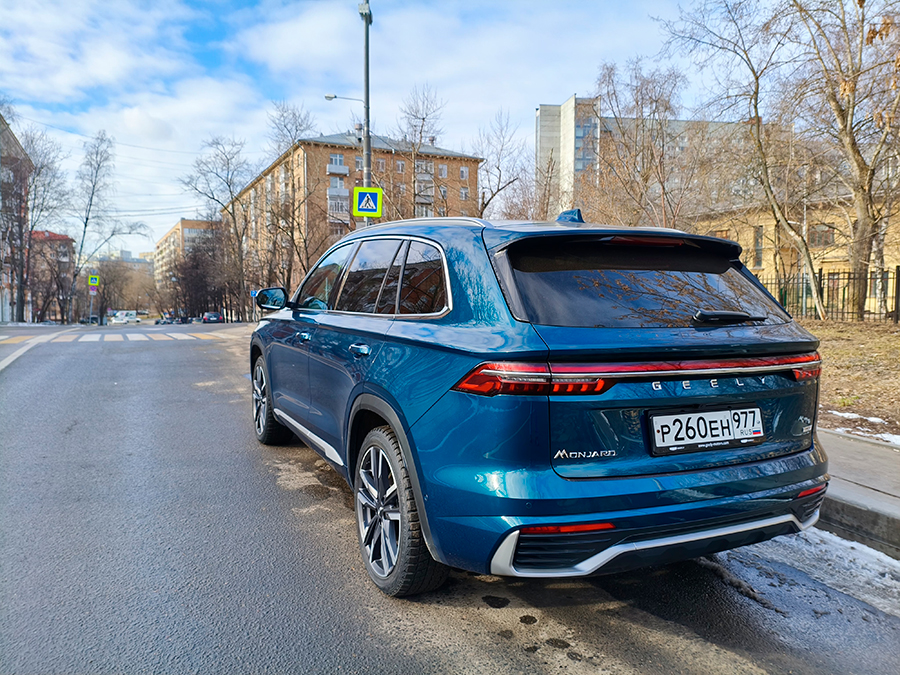    Geely Monjaro Exclusive