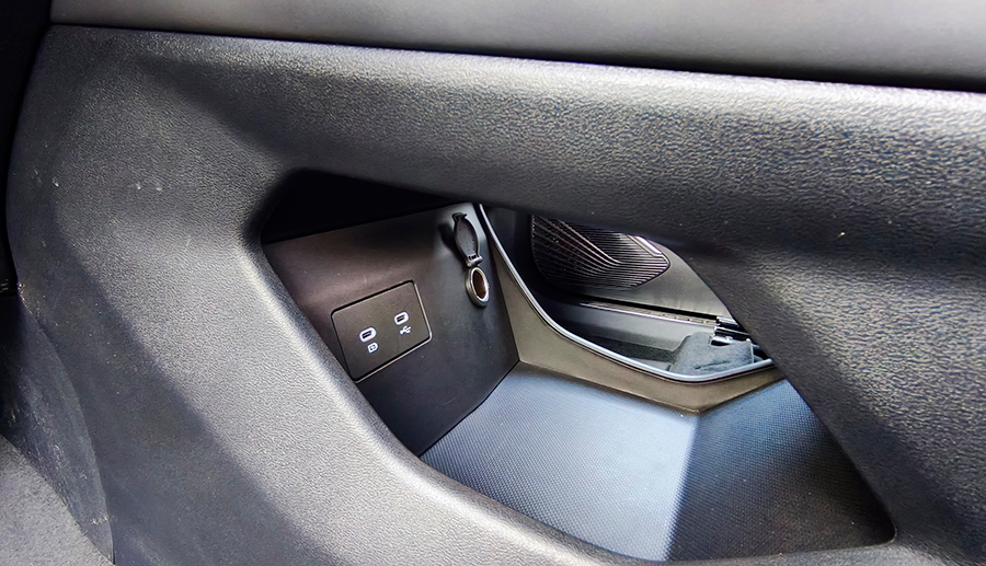    Geely Monjaro Exclusive