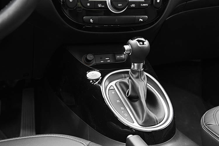 KIA Soul 2017  1.6  GDI 132 .  