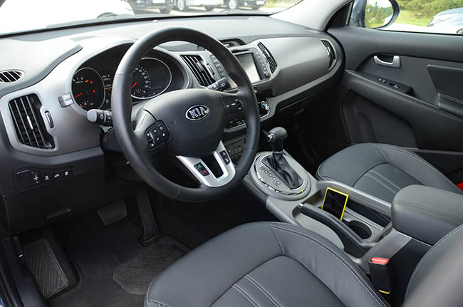 Интерьер обновленного KIA Sportage 2014