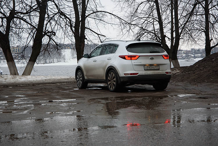 KIA Sportage � ��������