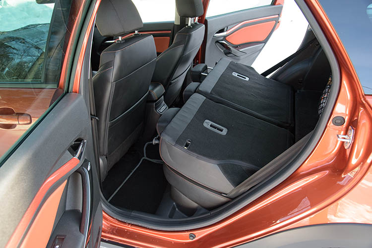 LADA Vesta SW Cross (GFK330)