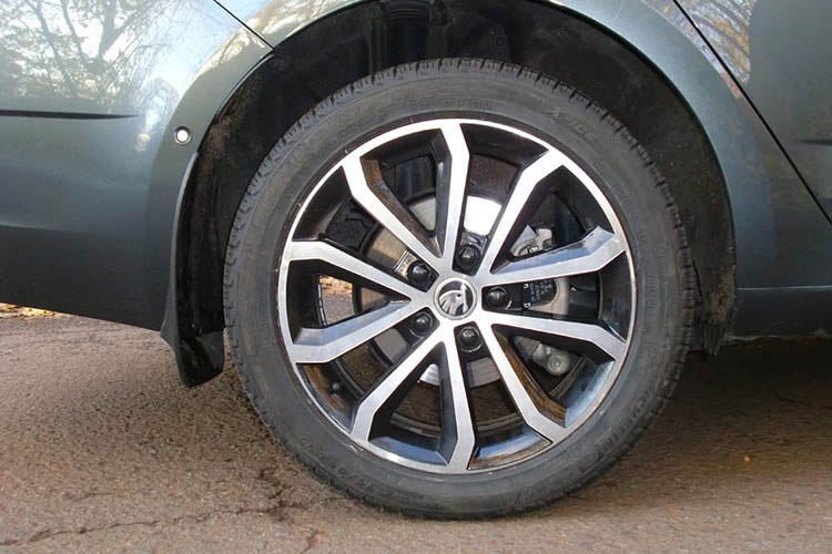 SKODA Octavia LAURIN & KLEMENT