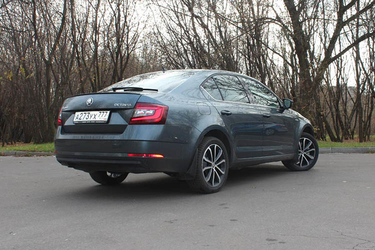 SKODA Octavia LAURIN & KLEMENT