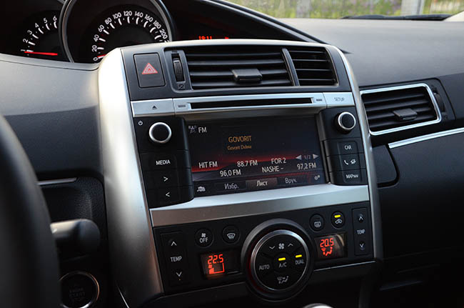  Toyota Verso