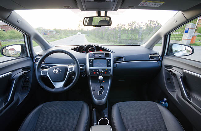  Toyota Verso