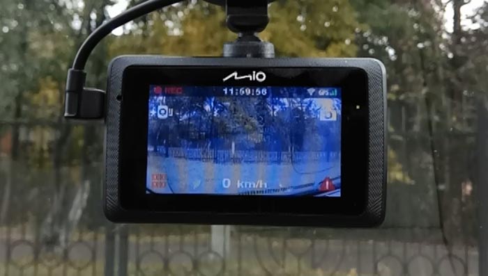 MIO MiVue 786 –    GPS-  Wi-Fi, 