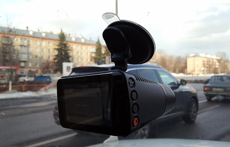 MIO MiVue i88 –    -, 
