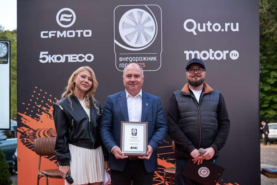   HONGQI HS3    SUV  «    2025»    