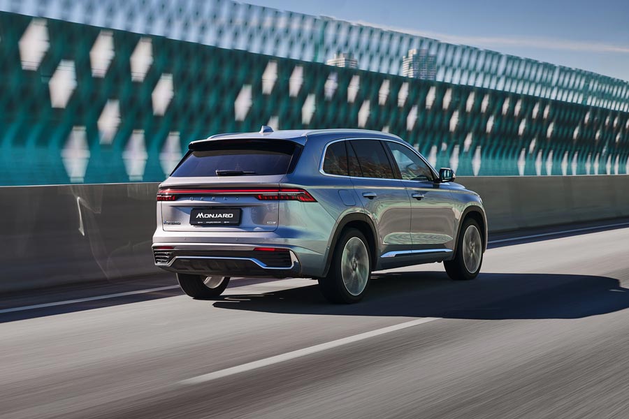����������� ��������� Geely Monjaro � ������������ Luxury ������� �������������� ��������� � ��������� ����