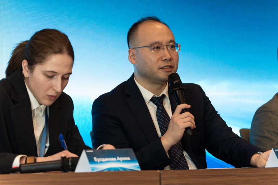 SINOTRUK &mdash; �1 � ����: �����, ������� ������ ����������� ���