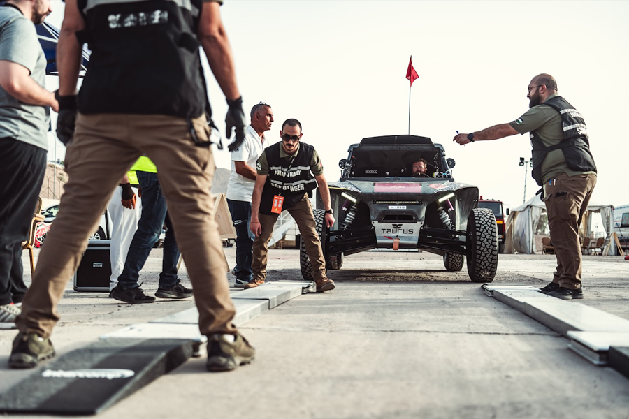 Qatar International Baja 2025:  ,         