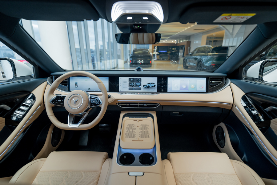 VOYAH FREE Sport Edition:      