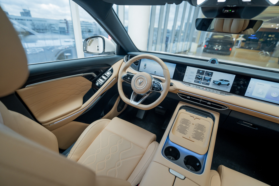 VOYAH FREE Sport Edition:      