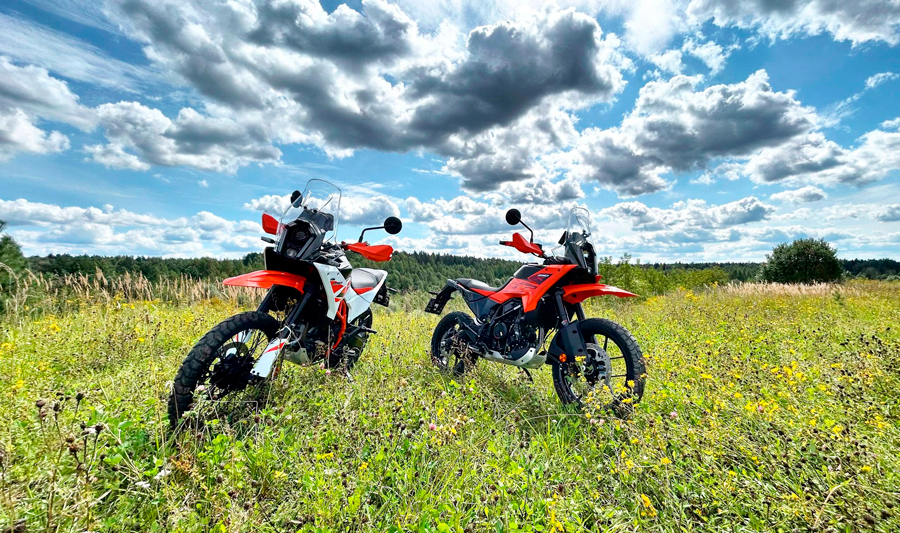        KTM 390 ADVENTURE X    