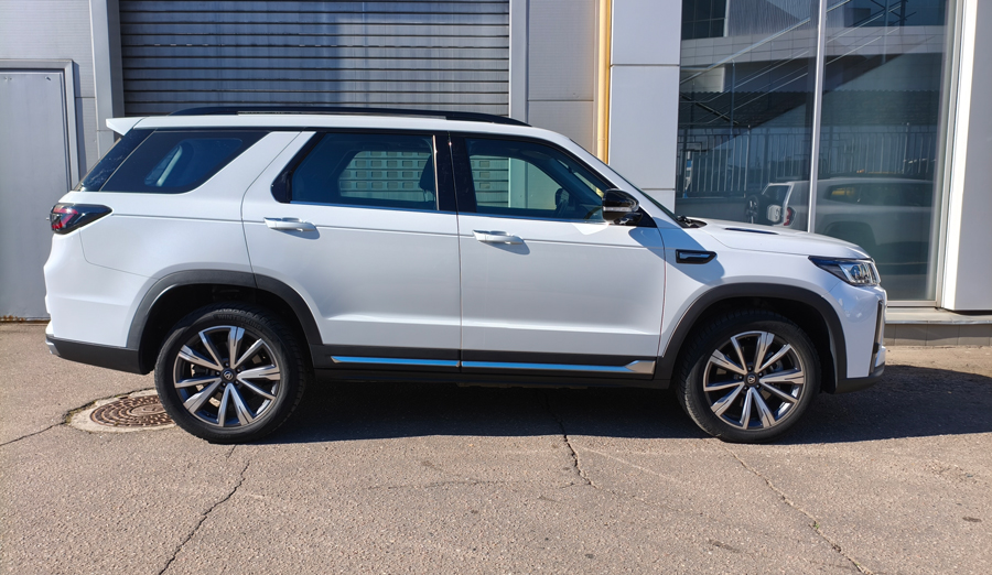 SOUEAST S09 Premium ��� Changan CS95: ����� ������� ��������� ������� ������ ���