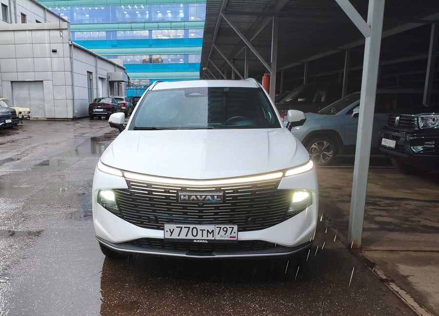   HAVAL F7 — -