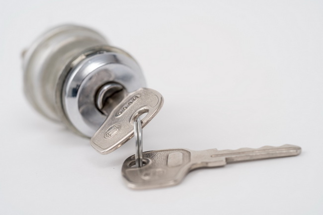  1960-        :    ,    .          .