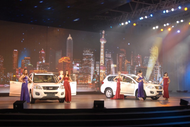 25  2011       , . ,       Great Wall Motors      -  Hover 6