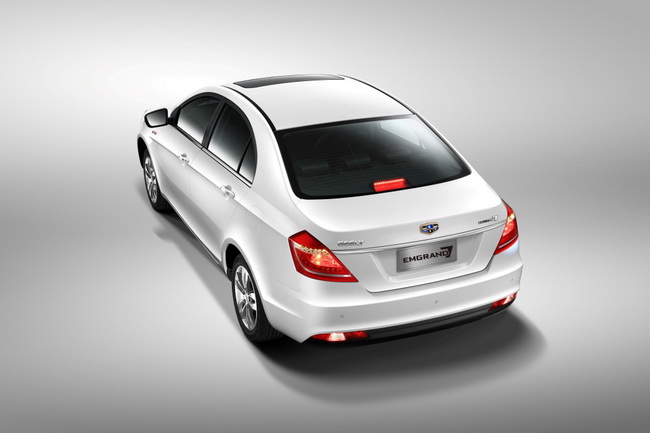 Geely Emgrand 7        «»  . ,  .     5   150 000  .