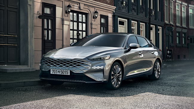          Kia K8     :          .