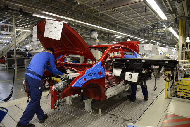    2200 ,  5800       .      14  .     ,    3 , 5   ,      .