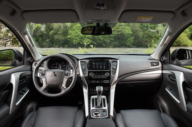 Mitsubishi Motors   Pajero Sport  