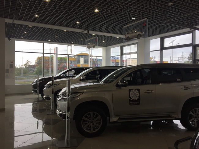         Mitsubishi:  -,   «Diamond Car»;        , .