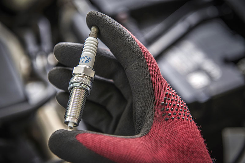 NGK    NGK IRIDIUM IX