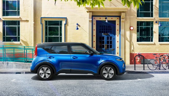  KIA e-Soul          2019 .       KIA       .