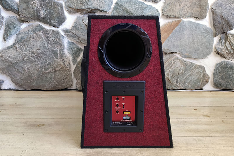 PIONEER TS-WX300A – автомобильный активный сабвуфер, тест