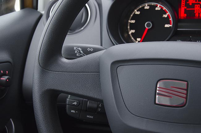   ,     Seat Ibiza