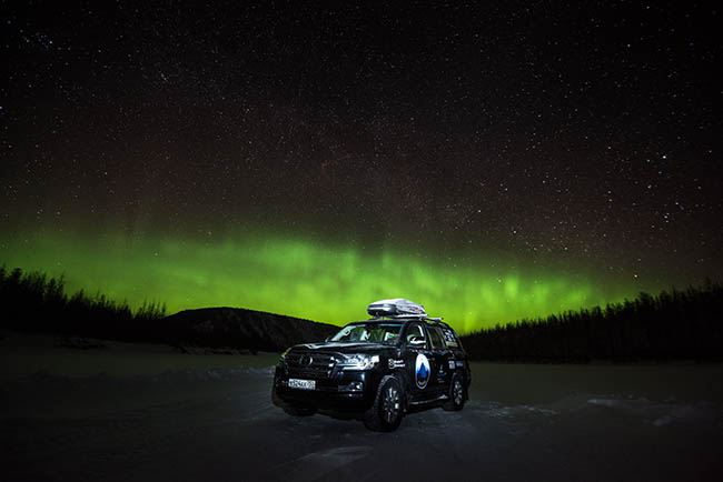   « »   Toyota Land Cruiser