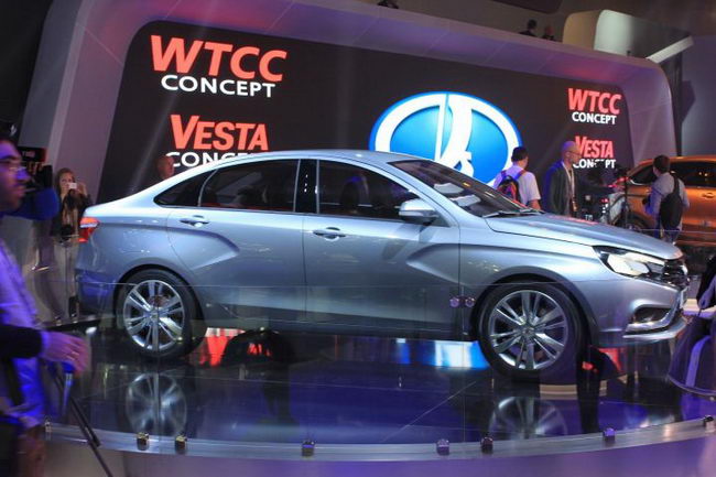 Lada Vesta      Lada Priora.