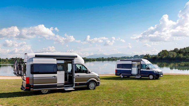     ,         :  Reflex Silver Metallic    Indium Grey Metallic.