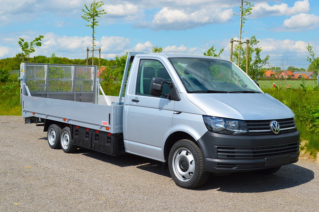 Volkswagen Transporter    .