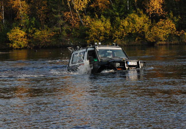 ������� ������ �� Toyota Land Cruiser KZJ73 ���� � ������ ����� ���� ����