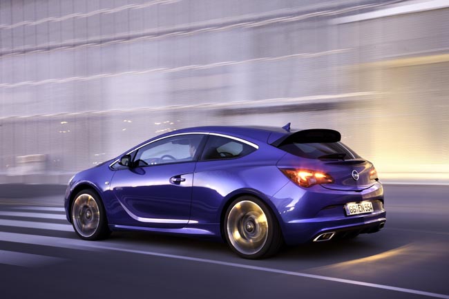 Opel Astra GTC