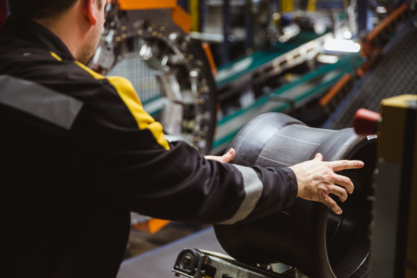     Continental IceContact 2 (. )